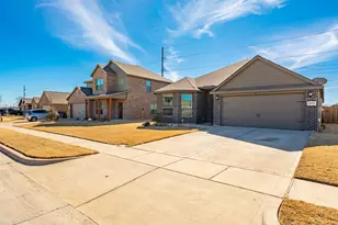 1013 McDonald Dr, Crowley, TX 76036 - Photo 24