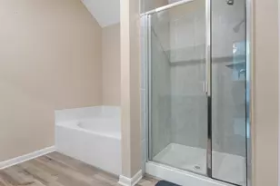 1013 McDonald Dr, Crowley, TX 76036 - Photo 14