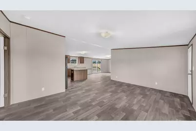 4800 Plum Bush Street, Granbury, TX 76048 - Photo 2