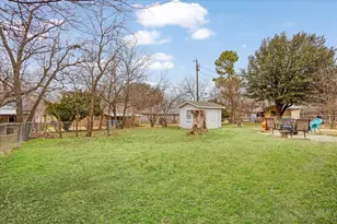 2324 N Lockhart, Sherman, TX 75092 - Photo 24