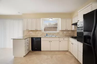 2324 N Lockhart, Sherman, TX 75092 - Photo 16