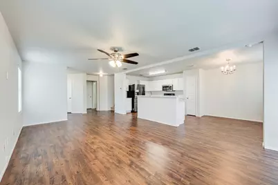 7500 Lazy Spur Boulevard, Fort Worth, TX 76131 - Photo 6