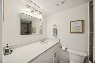 6060 Birchbrook Dr, Dallas, TX 75206 - Photo 14