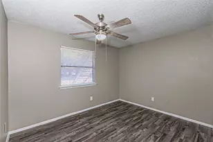 300 W Wintergreen Rd, DeSoto, TX 75115 - Photo 12