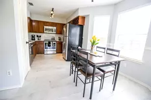 7428 Arbor Hill Dr, Fort Worth, TX 76120 - Photo 4