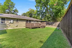 2342 Fenestra Dr, Dallas, TX 75228 - Photo 12