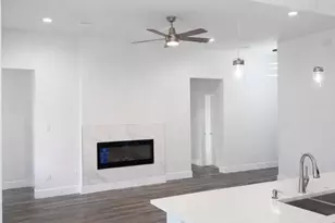 1111 Travis Ave, Alvarado, TX 76009 - Photo 16