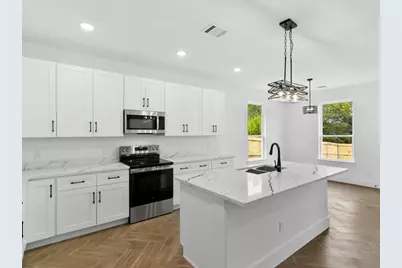 2518 Houston Drive, Granbury, TX 76048 - Photo 4