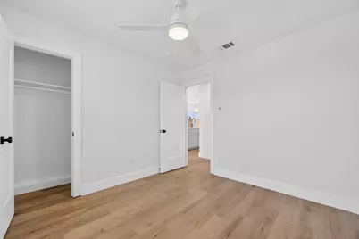 642 Botany Bay Drive, Dallas, TX 75211 - Photo 16