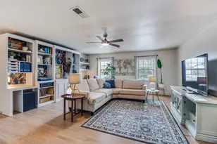 8535 Strathmore Dr, Dallas, TX 75238 - Photo 4