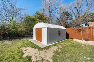 539 E Edmonson Ave, Athens, TX 75751 - Photo 20