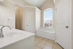 3104 Cherokee Ln, Waco, TX 76712 - Photo 18