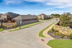 2209 Barx Dr, Little Elm, TX 75068 - Photo 2