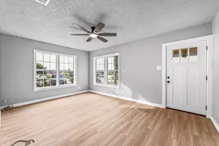 304 W Railroad Ave, Godley, TX 76044 - Photo 2