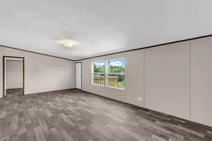 4802 Plum Bush St, Granbury, TX 76048 - Photo 8