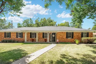 508 W 9th St, Kemp, TX 75143 - Photo 2