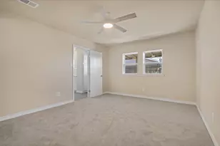 4424 Tiptop St, Haltom City, TX 76117 - Photo 6