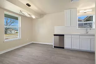 4424 Tiptop St, Haltom City, TX 76117 - Photo 20