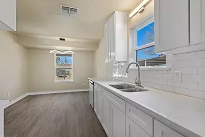 4424 Tiptop Street, Haltom City, TX 76117 - Photo 12