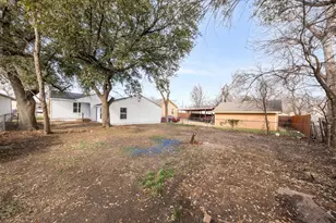 1218 Tarpley Ave, Dallas, TX 75211 - Photo 24