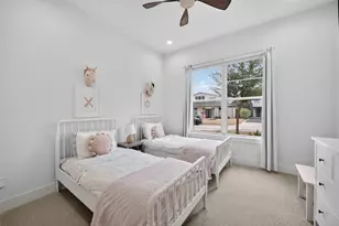 9527 Biscayne Blvd, Dallas, TX 75218 - Photo 24