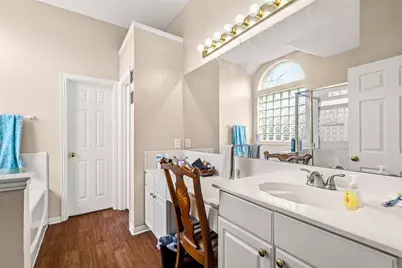 5645 Shadydell Drive, Fort Worth, TX 76135 - Photo 20