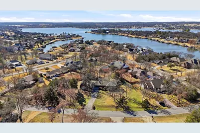 716 Kiowa Drive E, Lake Kiowa, TX 76240 - Photo 24