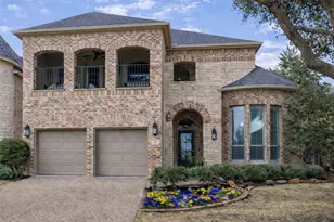 28 Clear Pond Dr, Frisco, TX 75034 - Photo 2