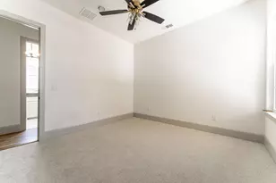 317 Travis St, Roanoke, TX 76262 - Photo 34