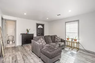 313 Fair Ave, Gainesville, TX 76240 - Photo 10