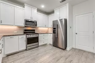 2657 High Cotton Ln, Garland, TX 75042 - Photo 2