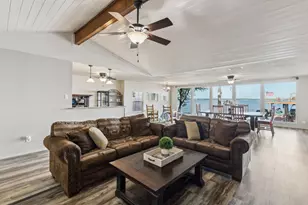 142 Peninsula Point Terrace, Mabank, TX 75156 - Photo 6