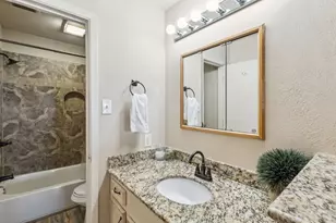 142 Peninsula Point Terrace, Mabank, TX 75156 - Photo 16