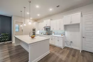 1000 Goldenrod Dr, Crowley, TX 76036 - Photo 16