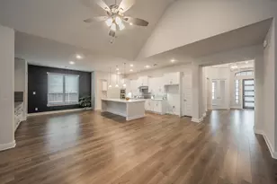 1000 Goldenrod Dr, Crowley, TX 76036 - Photo 10