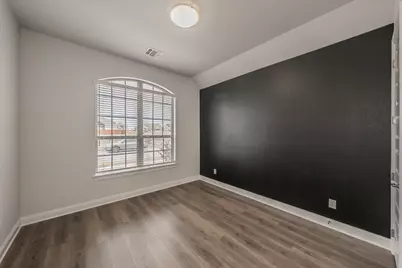 1000 Goldenrod Drive, Crowley, TX 76036 - Photo 26