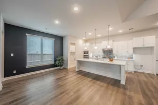 1000 Goldenrod Dr, Crowley, TX 76036 - Photo 12