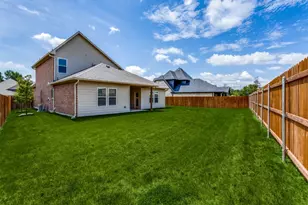 504 Ellis Place Dr, Greenville, TX 75402 - Photo 20