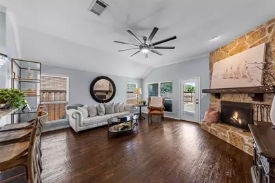 1121 Seclusion Cove Drive, McKinney, TX 75072 - Photo 4