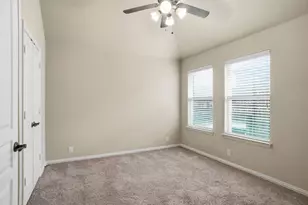 1021 Rustic Oak Wy, Burleson, TX 76028 - Photo 14