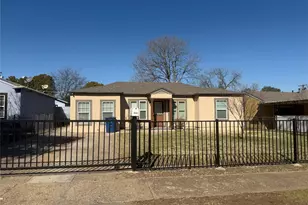2829 Falls Dr, Dallas, TX 75211 - Photo 1