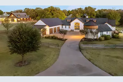 4951 Bridle Bit Road, Flower Mound, TX 75022 - Photo 2