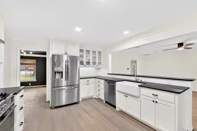 3028 Lavita Lane, Farmers Branch, TX 75234 - Photo 12