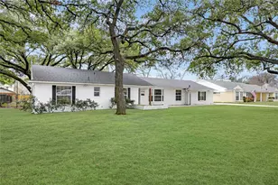 3028 Lavita Ln, Dallas, TX 75234 - Photo 2