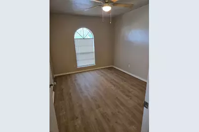 4426 Mayflower Drive, Garland, TX 75043 - Photo 8