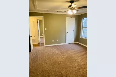 506 S Austin, Wolfe City, TX 75496 - Photo 18