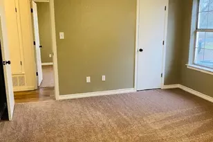 506 S Austin, Wolfe City, TX 75496 - Photo 18