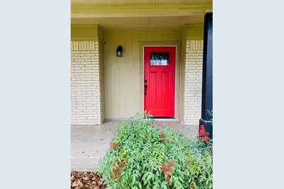 506 S Austin, Wolfe City, TX 75496 - Photo 2