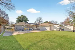 6141 E University Blvd, Dallas, TX 75214 - Photo 32