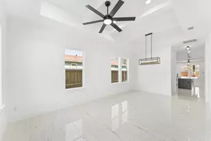 4132 Esmalda St, Dallas, TX 75212 - Photo 10